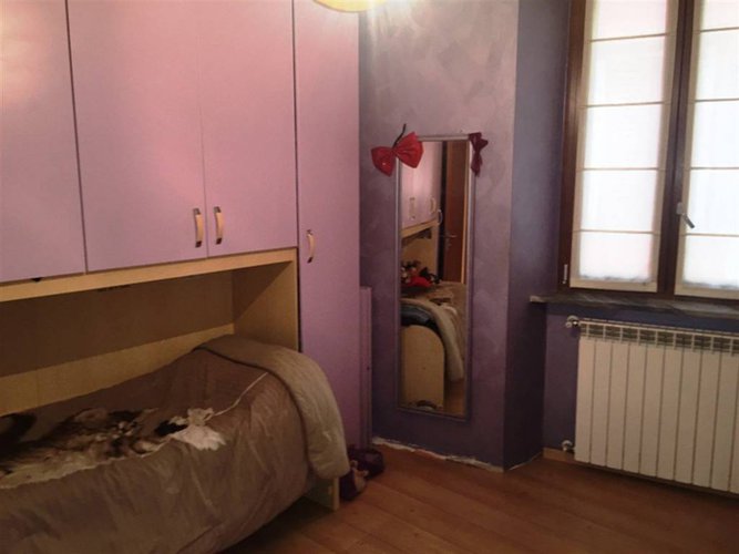 AMPIO QUADRILOCALE CON CAMINO Alzano Lombardo