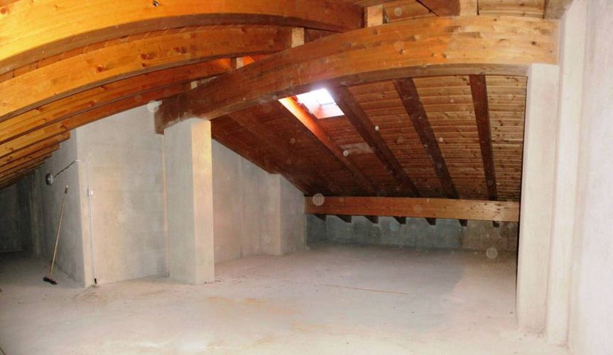 Casa indipendente Piazza Brembana