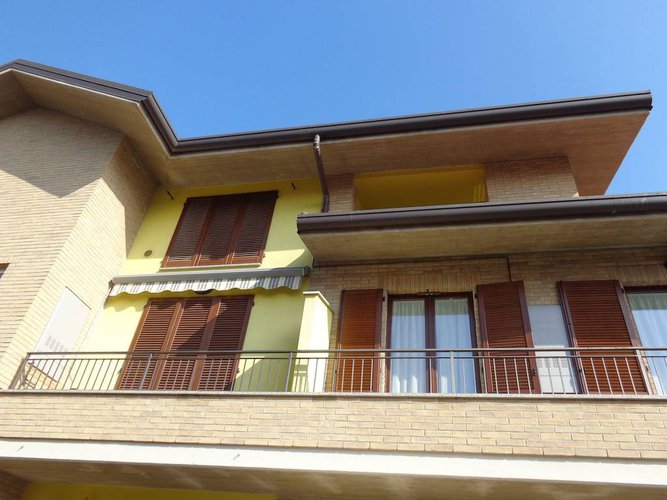 LIBERO SUBITO!!!COLOGNO TRILOCALE CON BOX DOPPIO E TERRAZZO Cologno al Serio
