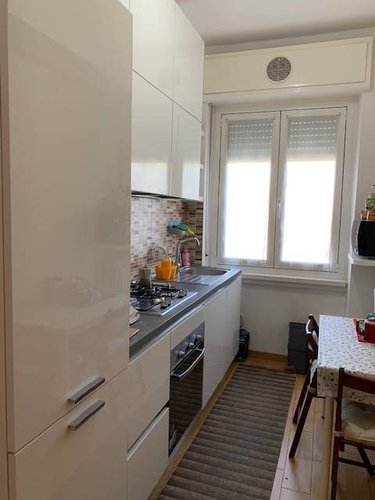 TRILOCALE LUMINOSO ZONA CENTRO VICINO PIAZZA PONTIDA Bergamo