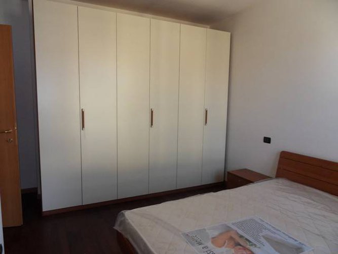 TRILOCALE NUOVO ARREDATO CON BOX DOPPIO E CANTINA Bagnatica