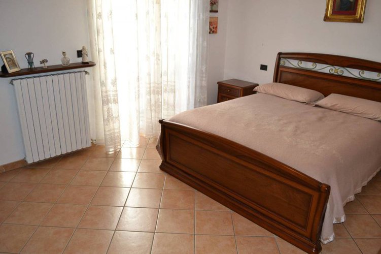 VILLA BIFAMIGLIARE INDIPENDENTE CON 600 MQ DI GIARDINO Cavernago