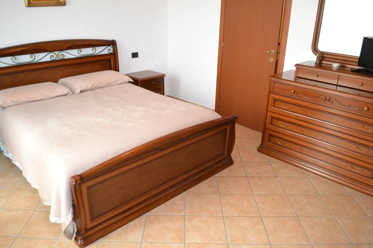 VILLA BIFAMIGLIARE INDIPENDENTE CON 600 MQ DI GIARDINO Cavernago