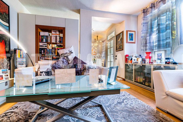 PRESTIGIOSA VILLA SINGOLA A NEMBRO Nembro