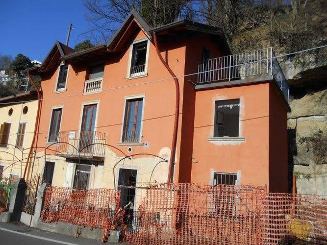 Casa indipendente Leffe