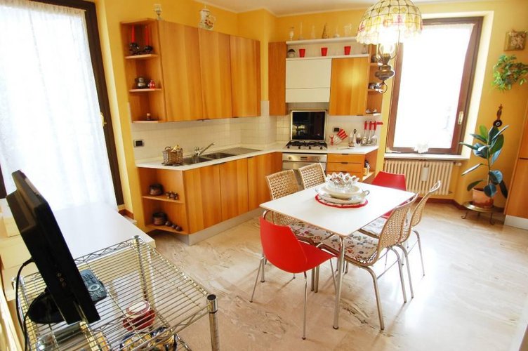 0807 Bergamo trilocale centrale con terrazzo 50mq Bergamo