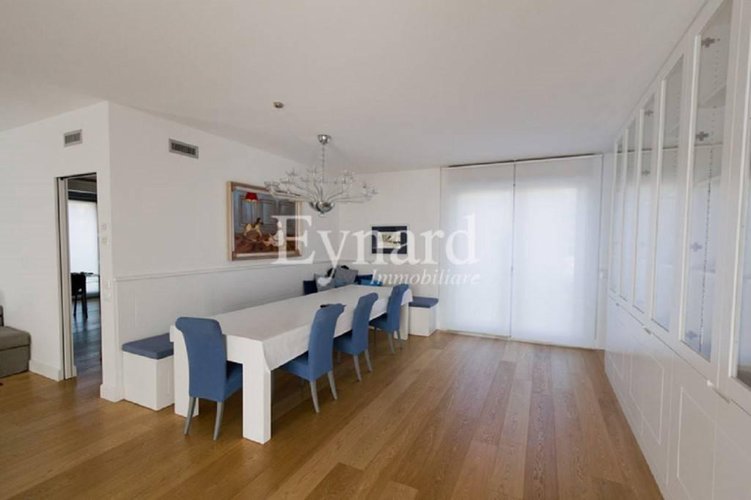 0425 Bergamo Borgo Palazzo pentalocale 220mq Bergamo