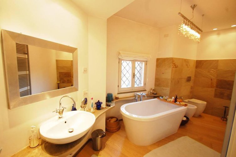 0947 Bergamo trilocale completamente ristrutturato di 150mq Bergamo