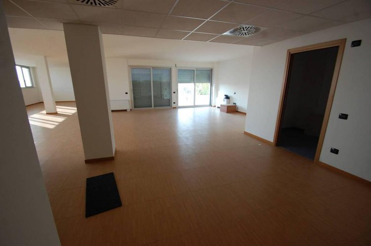 A660P Lallio ufficio open space 170mq Lallio