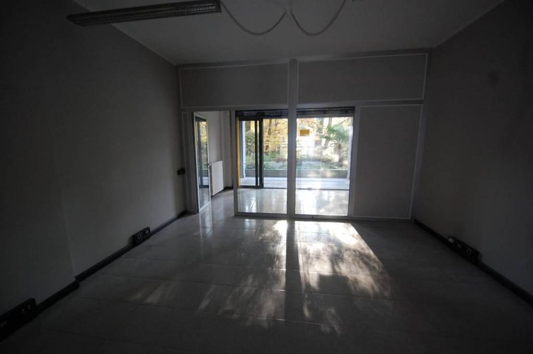 A667P Bergamo centrale negozio ufficio 80mq con vetrina Bergamo