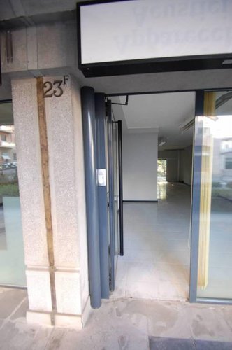 A667P Bergamo centrale negozio ufficio 80mq con vetrina Bergamo