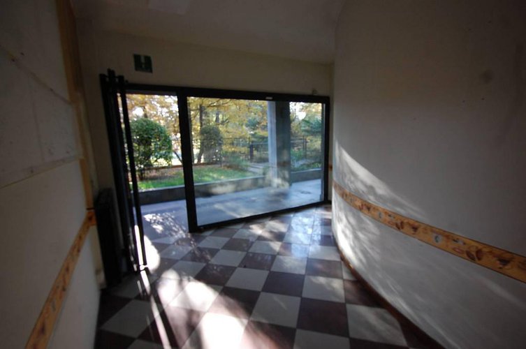 A666P Bergamo centrale negozio ufficio con vetrine di 80mq Bergamo