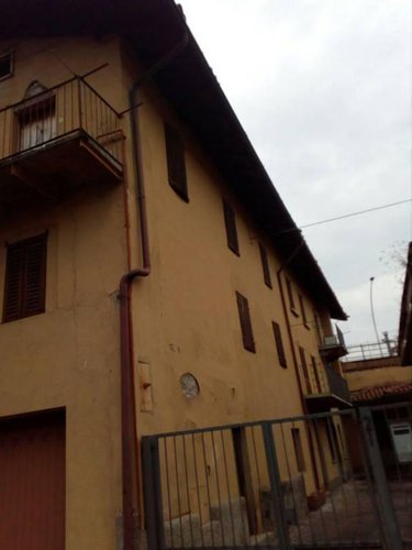 0986M Alzano Lombardo cielo terra di 911mq Alzano Lombardo