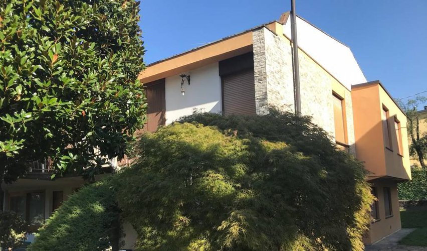 1013 Bergamo Conca Fiorita villa in vendita con giardino Bergamo