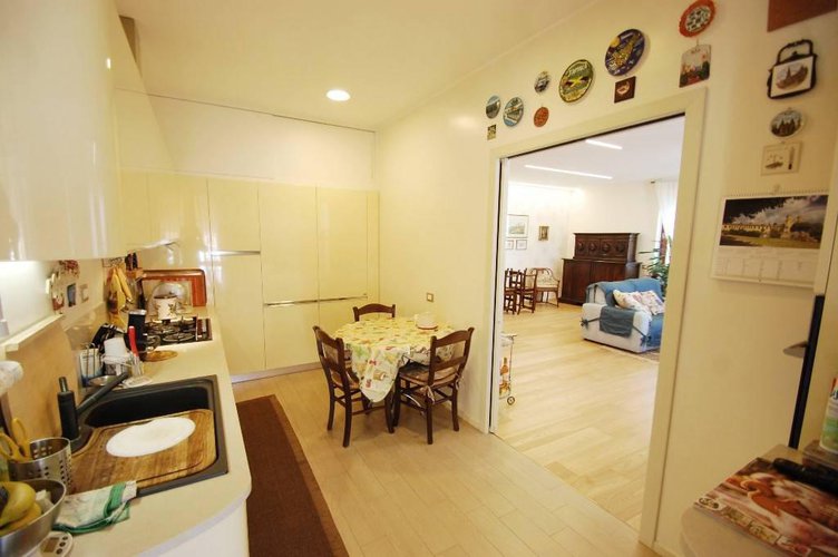 0874 Bergamo trilocale centro 136mq Bergamo