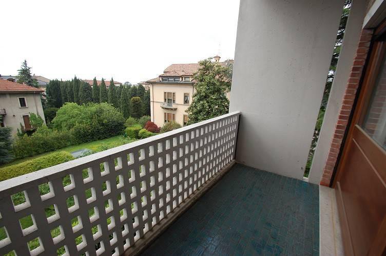 1055 Bergamo Conca d'Oro pentalocale di 250mq Bergamo