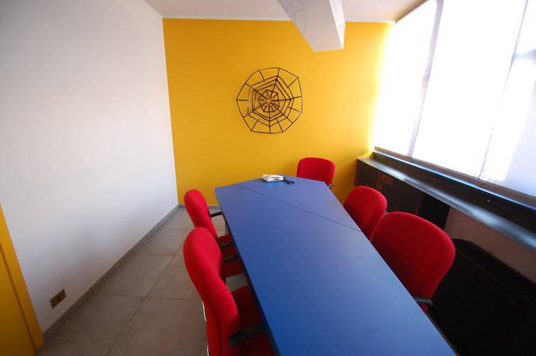 1015P Erba ufficio di 80mq Erba