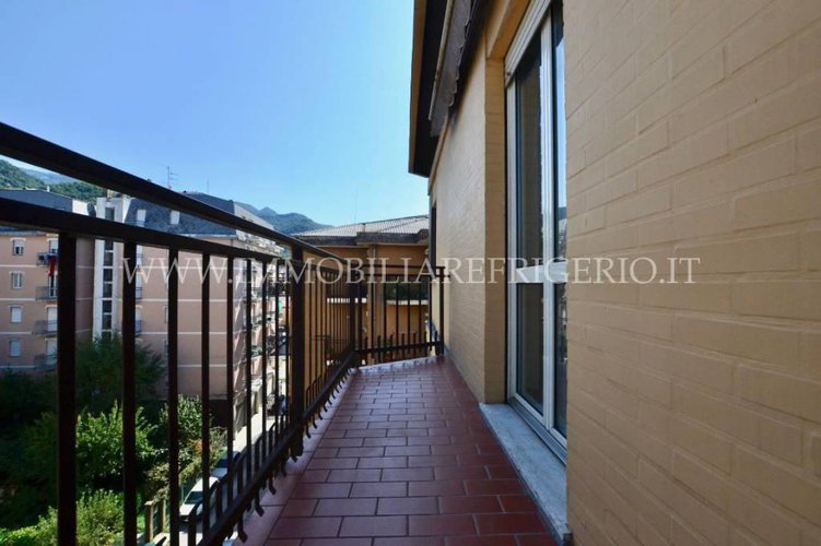 Grande appartamento con cucina abitabile Calolziocorte