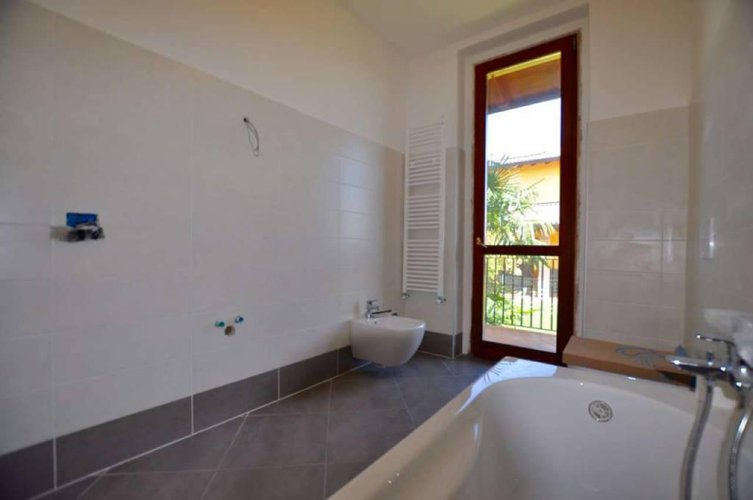 VILLA BIFAMILIARE IN VENDITA A CARVICO Carvico