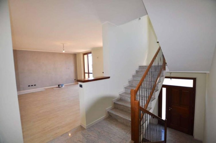 VILLA BIFAMILIARE IN VENDITA A CARVICO Carvico