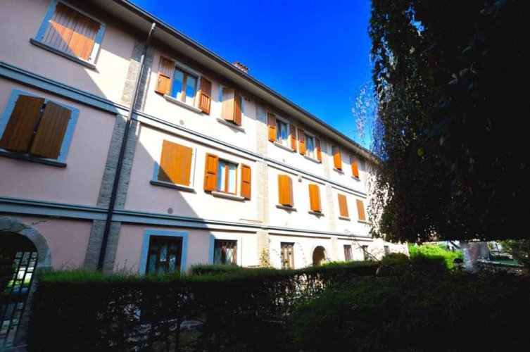 TRILOCALE IN VENDITA A PRESEZZO Presezzo