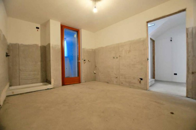 VILLA SINGOLA IN VENDITA A PRESEZZO Presezzo