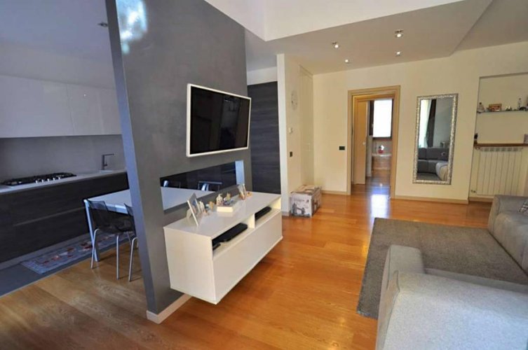 QUADRILOCALE IN VILLA IN VENDITA A CALUSCO D'ADDA Calusco d'Adda