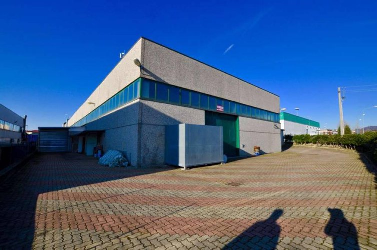 CAPANNONE IN VENDITA A CALUSCO D'ADDA Calusco d'Adda