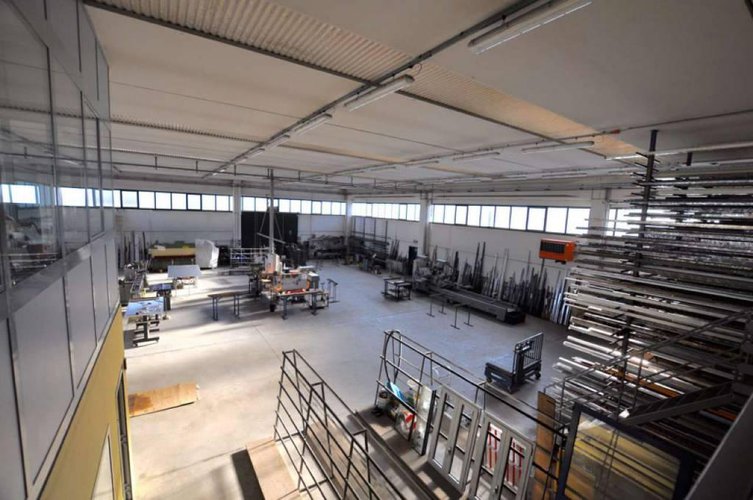 CAPANNONE IN VENDITA A CALUSCO D'ADDA Calusco d'Adda