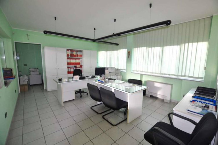 CAPANNONE IN VENDITA A CALUSCO D'ADDA Calusco d'Adda