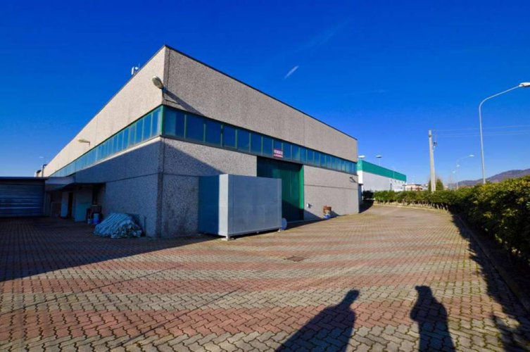 CAPANNONE IN VENDITA A CALUSCO D'ADDA Calusco d'Adda