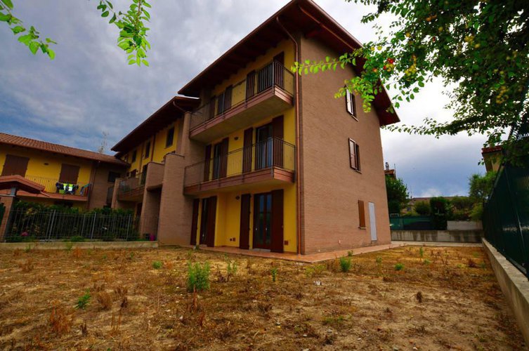 VILLA IN VENDITA A MEDOLAGO