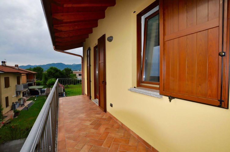 VILLA IN VENDITA A MEDOLAGO Medolago