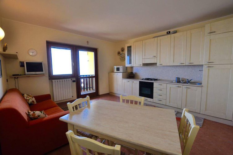 MONOLOCALE IN VENDITA IN RONCOLA Almenno San Bartolomeo