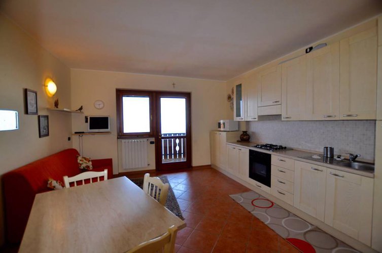 MONOLOCALE IN VENDITA IN RONCOLA Almenno San Bartolomeo