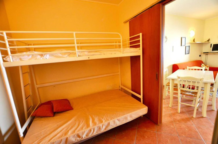 MONOLOCALE IN VENDITA IN RONCOLA Almenno San Bartolomeo