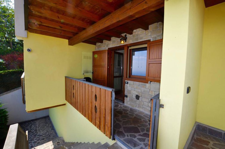 MONOLOCALE IN VENDITA IN RONCOLA Almenno San Bartolomeo