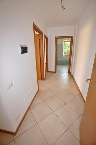 AMPIO TRILOCALE CON TERRAZZO A LOCATE Ponte San Pietro