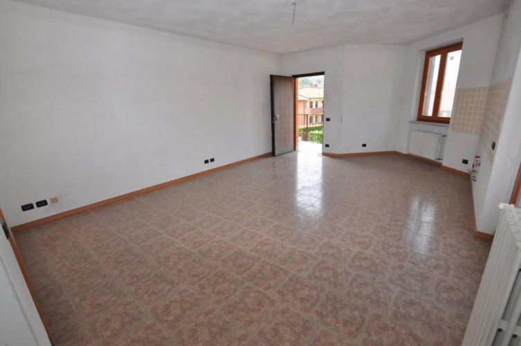 TRILOCALE IN VILLA DUPLEX A CISANO BERGAMASCO Cisano Bergamasco