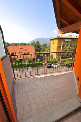 TRILOCALE IN VILLA DUPLEX A CISANO BERGAMASCO Cisano Bergamasco