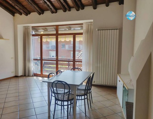 Trilocale con doppi servizi, abitabile subito Albino