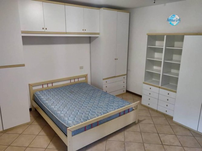 Trilocale con doppi servizi, abitabile subito Albino