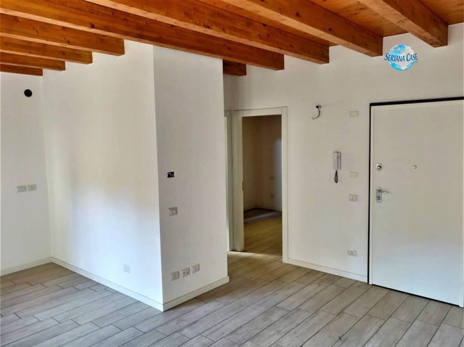 Bilocale completamente ristrutturato in ogni dettaglio Pradalunga