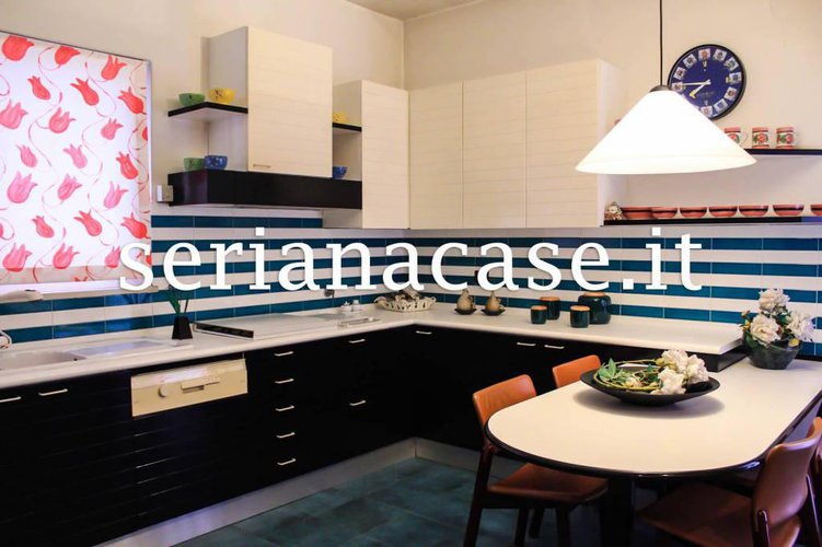 Quadrilocale di 195mq con terrazza vivibile e box doppio Nembro