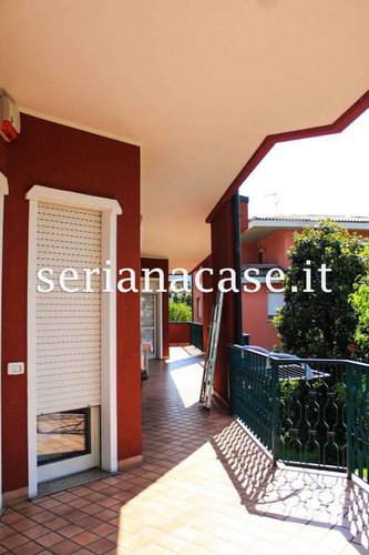 Quadrilocale di 195mq con terrazza vivibile e box doppio Nembro