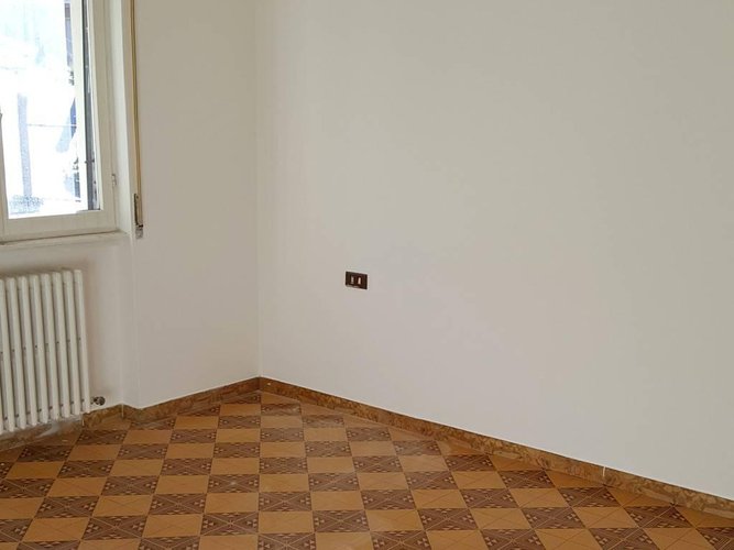 Canzo - trilocale in affitto al secondo piano Canzo