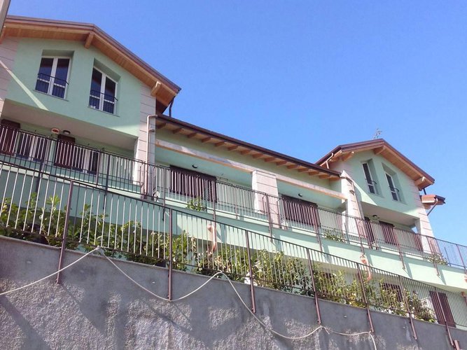 Cesana Brianza, trilocale con giardino Cesana Brianza