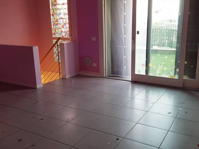 Cesana Brianza, trilocale con giardino Cesana Brianza