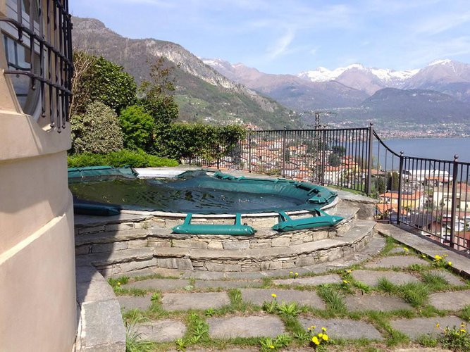Villa in vendita a Menaggio Pianello del Lario