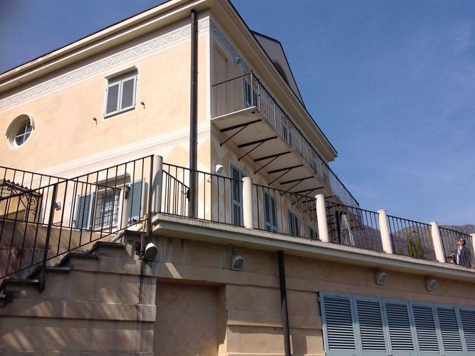 Villa in vendita a Menaggio Pianello del Lario